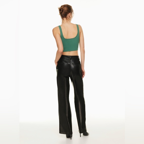 Aritzia Babaton Sculpt Cropped Scoopneck Tank - Picture 3 of 12